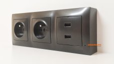 Zásuvkový blok nástenný 2x 250V / 16A + 2x USB nabíjačka, bez kábla, antracit matná metalíza