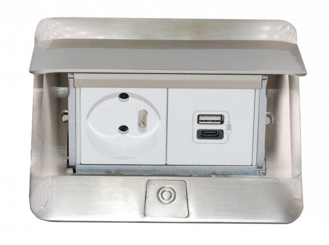 Pop-up blok, 1x zásuvka 230V + 2x nabíječka USB A+C (3A/15W), nerez matný / bílá, kabel 2m