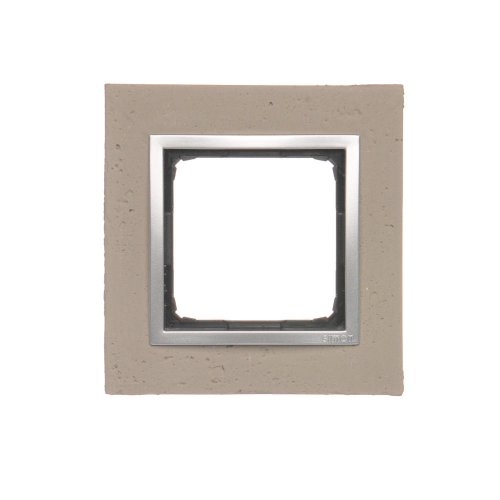 Betonový rámeček 1-násobný světlý beton/stříbro