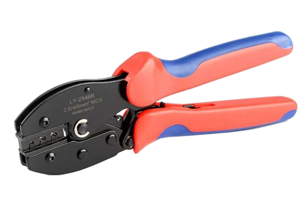 Kleště lisovací TIPA LY-2546B na konektory MC4 Kleště lisovací TIPA LY-2546B na konektory MC4
