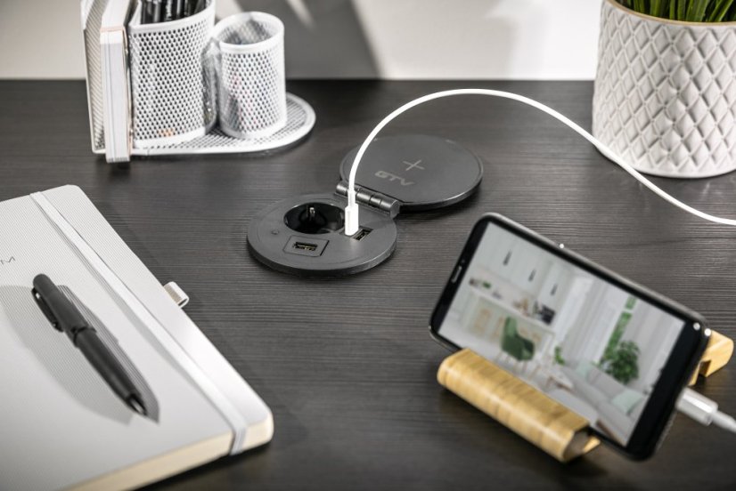 Zásuvka CHARGER PLUS, 1x 230V, indukční a USB A+C nabíječka, vyměnitelné zásuvky USB-A, HDMI, RJ-45, barva černá
