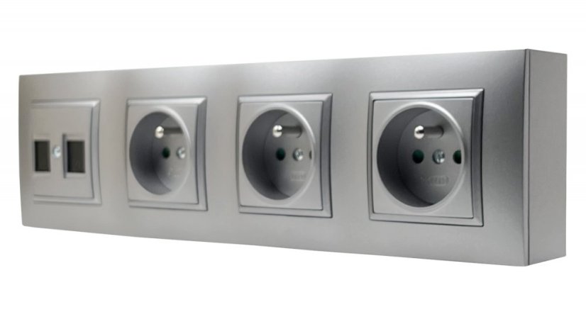Nástenný zásuvkový blok, 3x 250V/16A + 2x RJ45 cat.5, šedej metalizovanej farby s ozdobným rámom, bez kábla