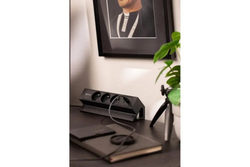Stolní blok Basco, 3x zásuvka 230V, 2x nabíjecí USB A+C 30W, kabel 1.5m, barva černá