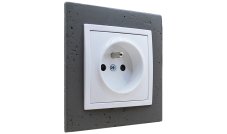 Zásuvka jednonásobná 250V/16A, betonový tmavý rámeček, kryt zásuvky bílý, podomítková instalace