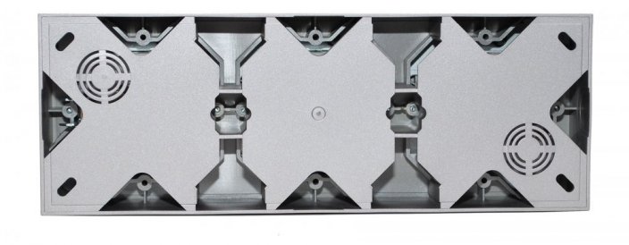 Nástenný zásuvkový blok, 3x 250V/16A, šedej metalizovanej farby so strieborným matným ozdobným rámom, bez kábla