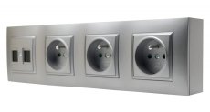 Nástenný zásuvkový blok, 3x 250V/16A + 2x RJ45 cat.5, šedej metalizovanej farby s ozdobným rámom, bez kábla