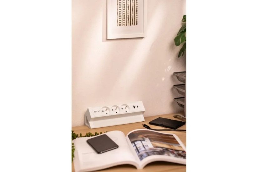Stolní blok Basco, 3x zásuvka 230V, 2x nabíjecí USB A+C 30W, kabel 1.5m, barva bílá