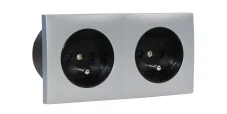 Zásuvkový blok zapuštěný ve stříbrné barvě, 2x zásuvka 230V, kabel 1.5m