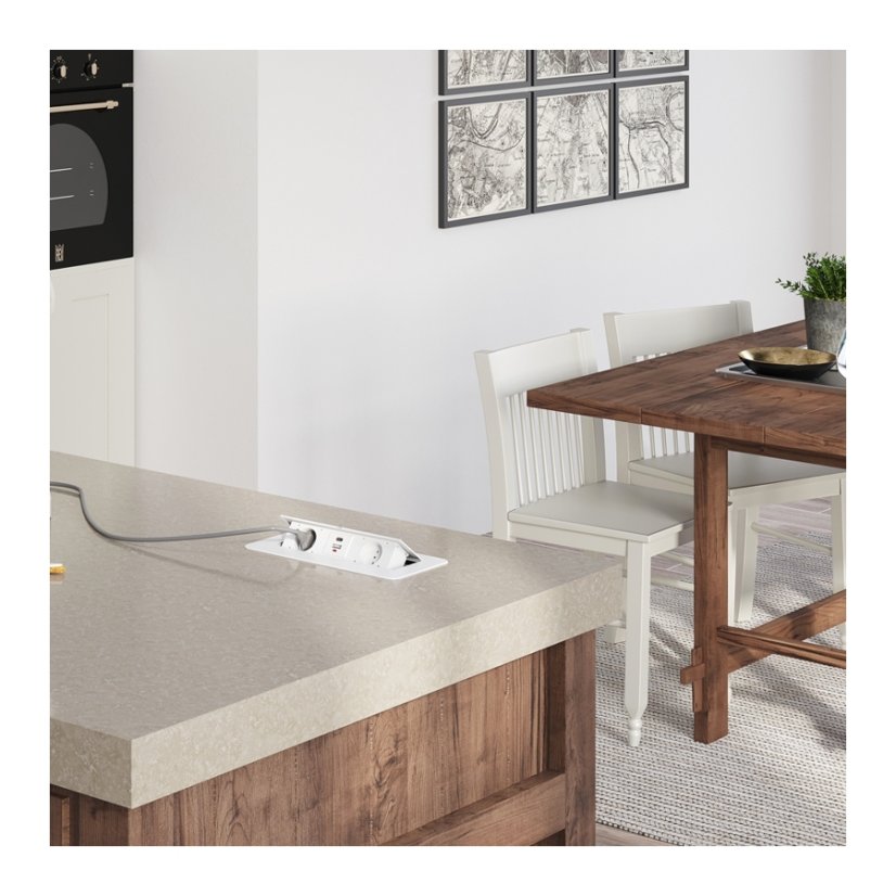 Zásuvka výklopná 2 x 230V + 2x USB A+C nabíječkou 5V, IP20, max. příkon 3680W, délka kabelu 1.5 m, barva bílá
