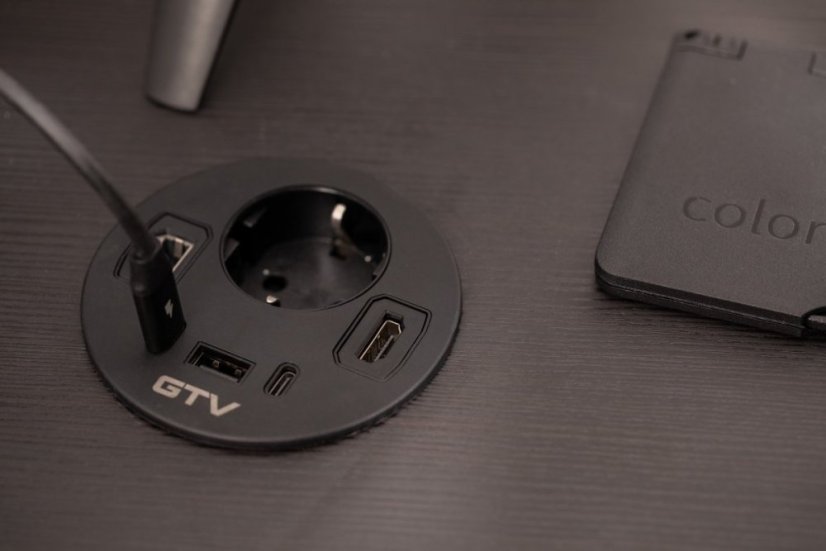 Vestavná zásuvka Rondo, 1x 230V (schuko), 1x USB-A + 2x USB-C nabíječka, 1x RJ45, 1x HDMI, kabel 1.5m, barva černá