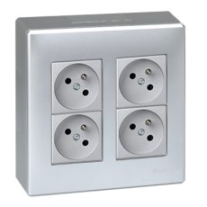 Nástenný box S500, 4x zásuvka 250V, bez kábla, povrch hliník