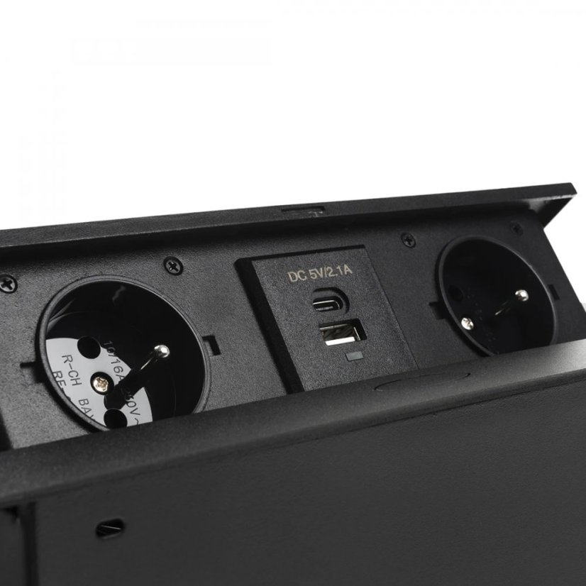 Zásuvka výklopná 2 x 230V + 2x USB A+C nabíječkou 5V, IP20, max. příkon 3680W, délka kabelu 1.5 m, barva černá