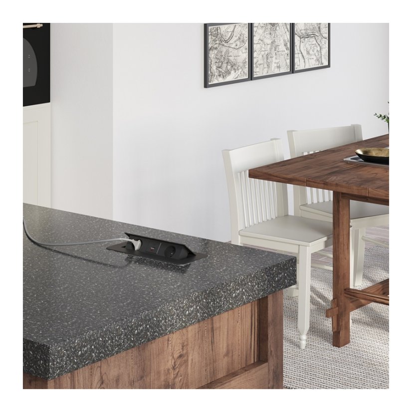 Zásuvka výklopná 2 x 230V + 2x USB A+C nabíječkou 5V, IP20, max. příkon 3680W, délka kabelu 1.5 m, barva černá