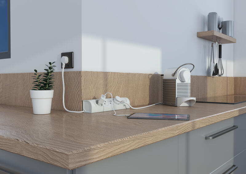Rohový prodlužovací přívod, 4x zásuvka 230V, kabel 1m, barva bílá