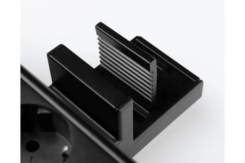 Stolní blok NICO, 3x zásuvka 230V (schuko), 2x nabíjecí USB A+C 30W, kabel 1.5m, barva černá