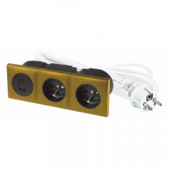 Zásuvkový blok zapuštěný ve zlaté barvě, 2x zásuvka 250V + 2x USB-A nabíječka, kabel 1.5m