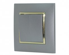 Vypínač dvojitý střídavý "schodišťák", řazení č.6+6, 10AX 250V v rámečku pod omítku, šedé metalizované barvy se zlatým ozdobným rámem